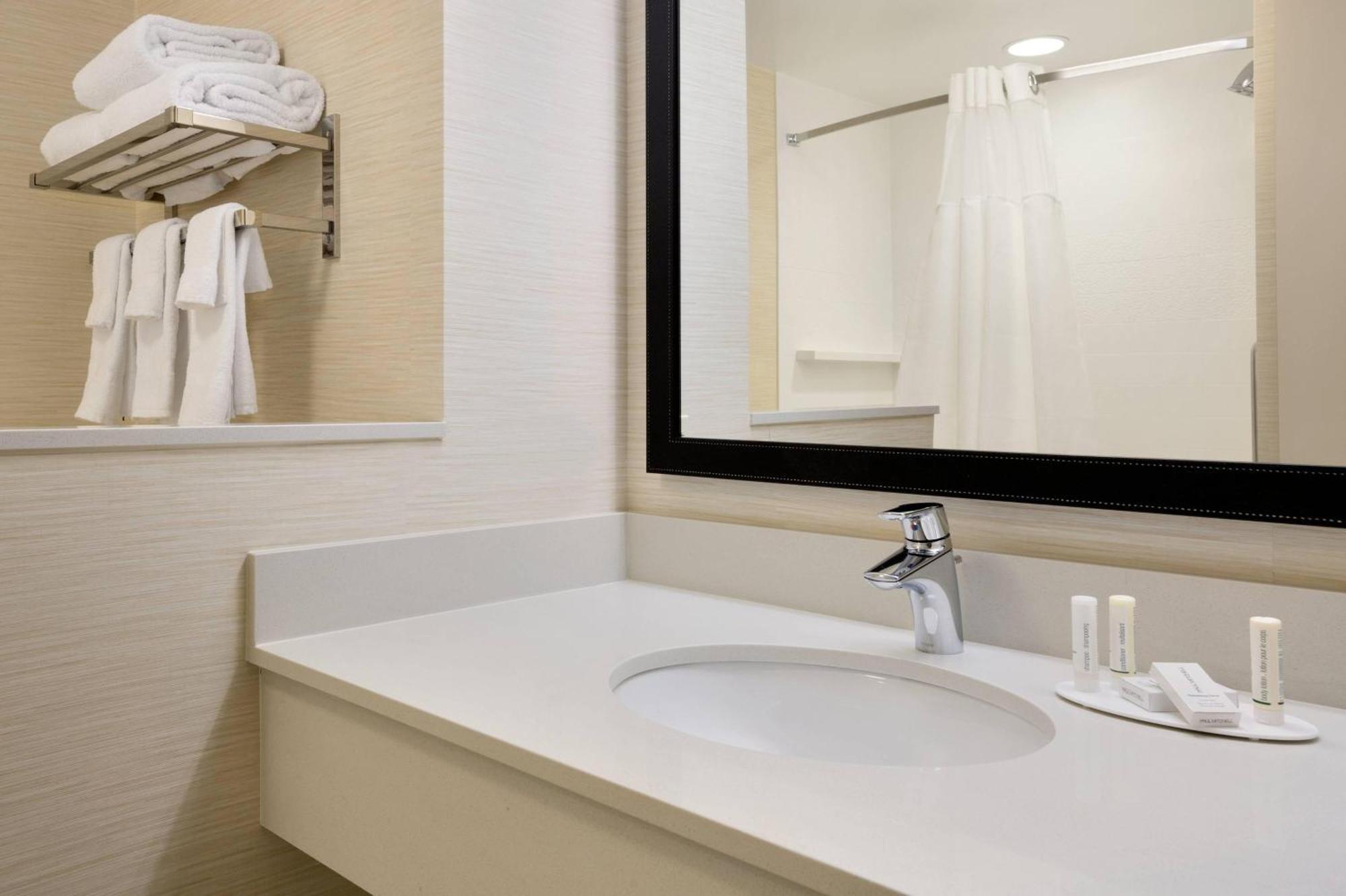 Fairfield Inn & Suites By Marriott Lancaster East At The Outlets Smoketown  Ngoại thất bức ảnh